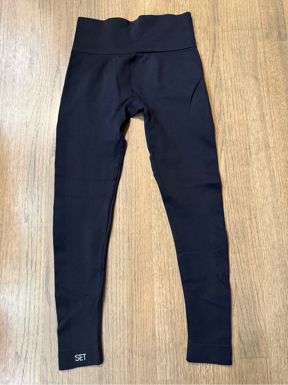 SET ACTIVE Leggings -Black-Size Small